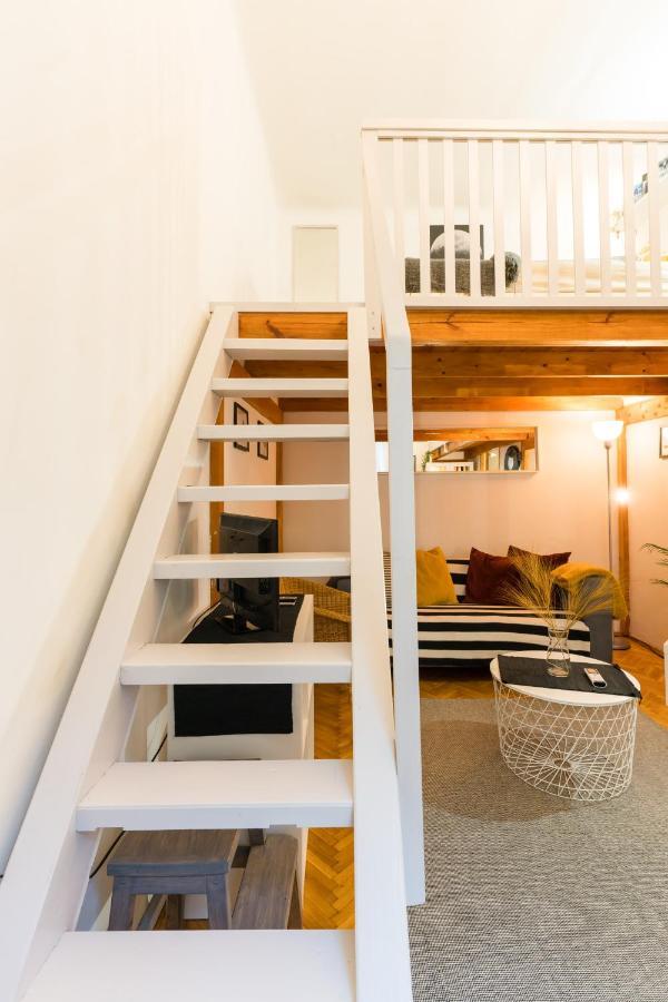 Lovely Little Loft Studio In The Heart Of Budapest Exterior foto